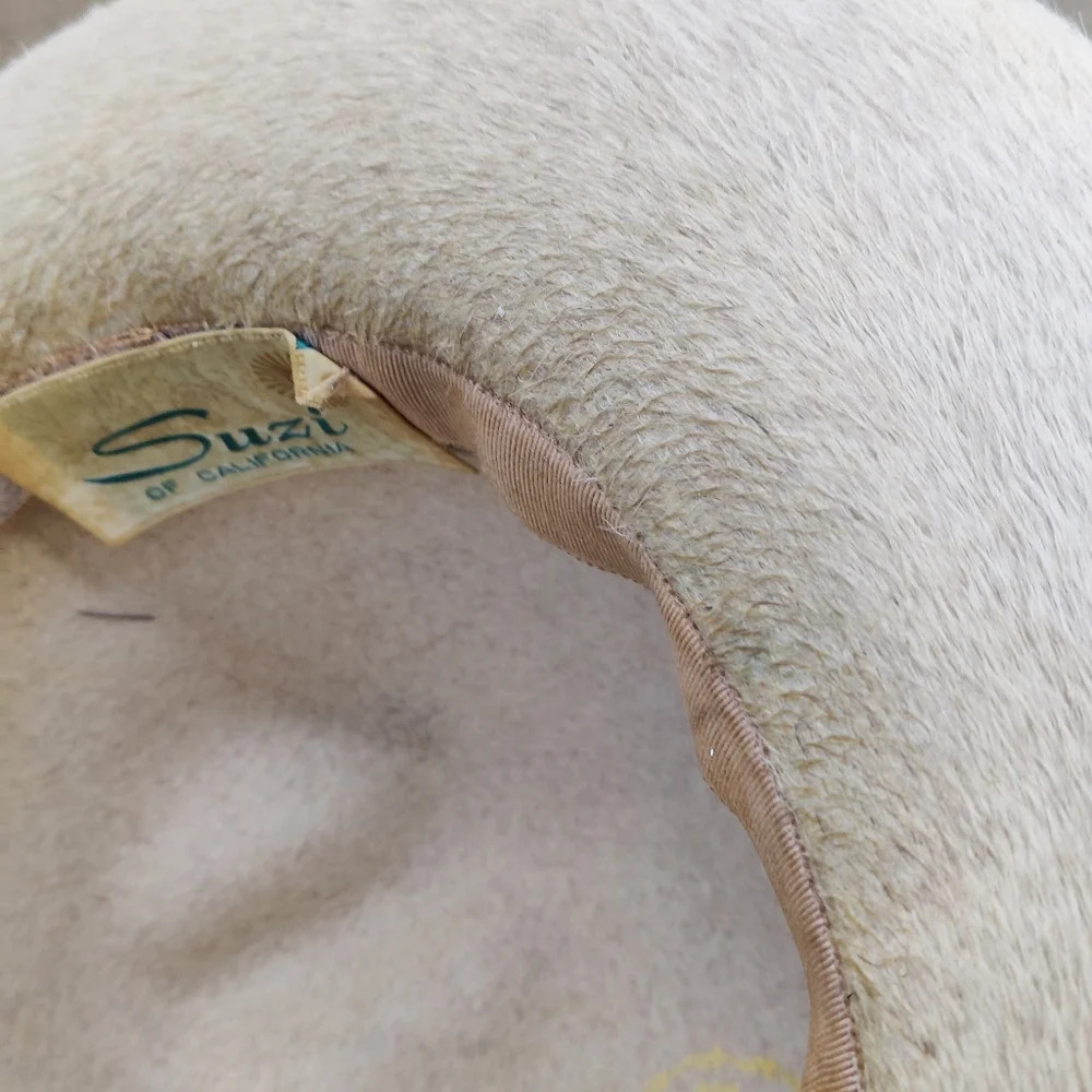 Vintage Derby Hat By Suzi of CA • Tan w/ Brown & Cream Band - Picture 8 of 9